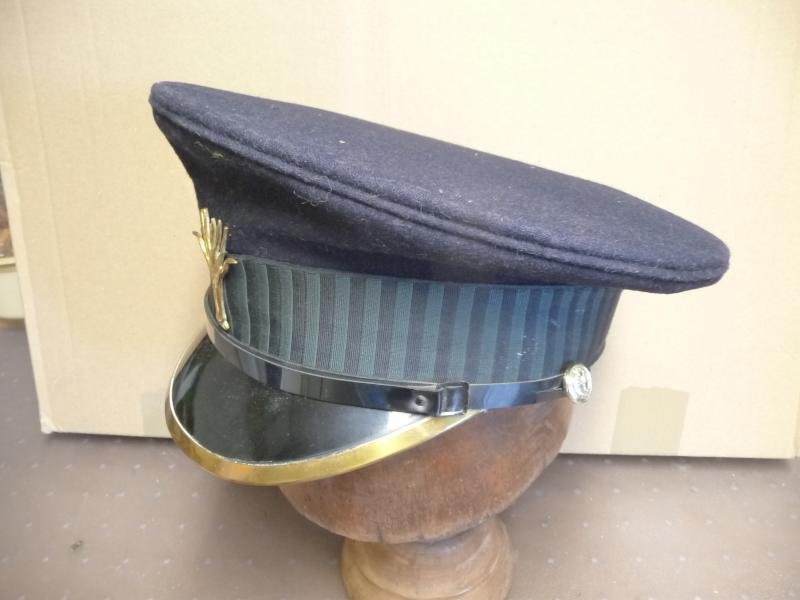 BRITISH WELSH GUARDS CAP — image 2