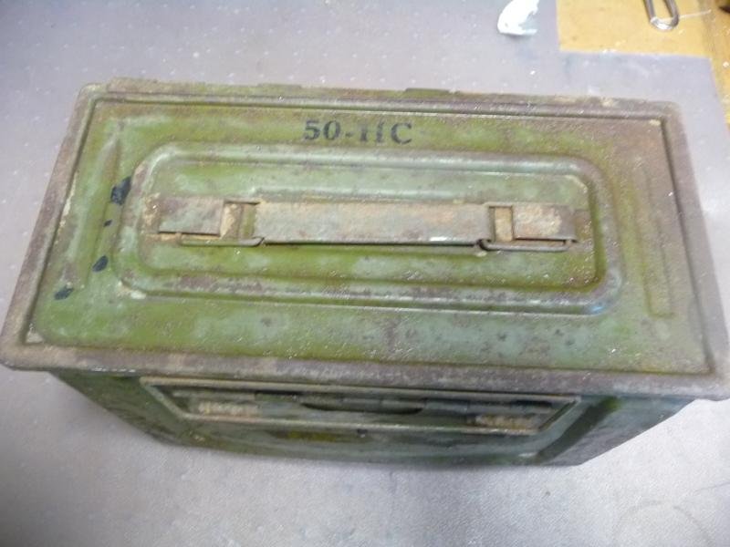 USA WW2 .50 CALIBRE MG AMMUNITION TIN — image 2