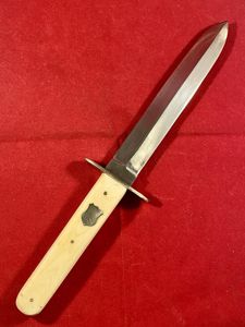 Fine Quality 19th Century English Double-Edged Bowie Knife by Henry …