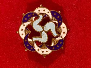 Antique Gilt Metal and Enamel Isle of Man Brooch Depicting …