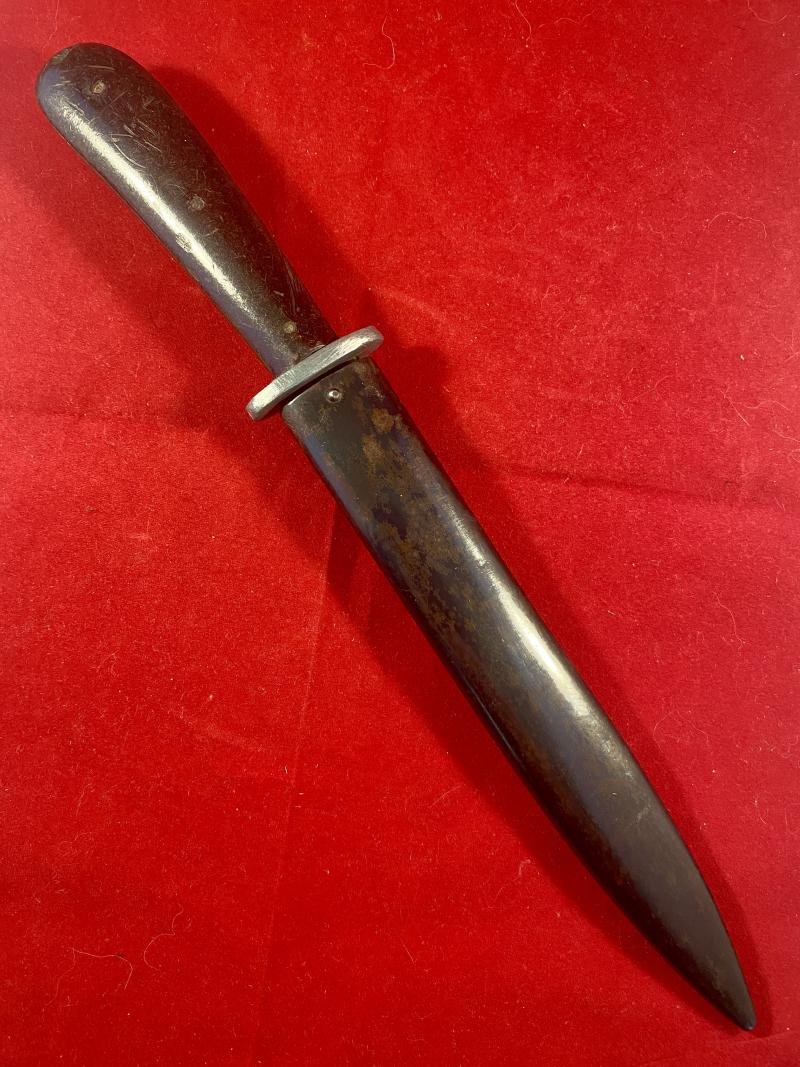 Original Early WW2 German Private Purchased PUMA Fighting Knife with the Scarce PUMA Head Logo — image 3