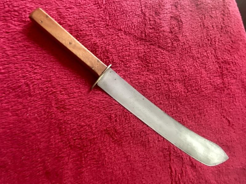 Unusual and Rare WW1 British Army Butchers “Trench” Knife by James Walker & Co. Ltd with Leather Sheath dated 1915 — image 4