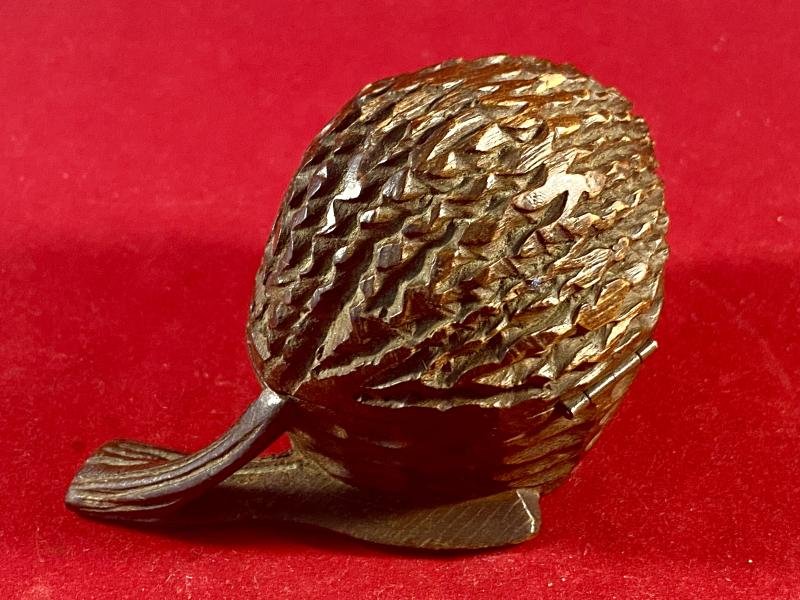 Interesting WW1 German POW - Antique Black Forest Walnut shaped Inkwell – marked PEDRAS SALGADAS 1916 — image 4