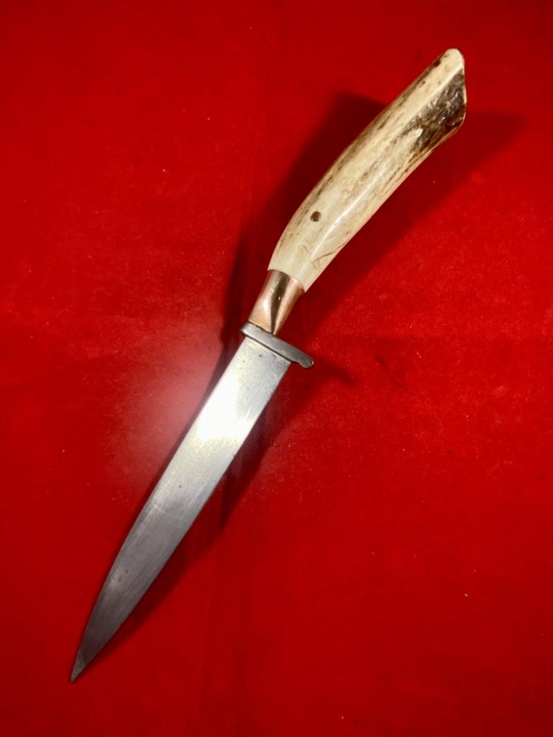 WW1 Eastern Front German Boot or Trench Knife with Deer Antler Grip – Blade Etched 'RUSSLAND 1915' — image 2