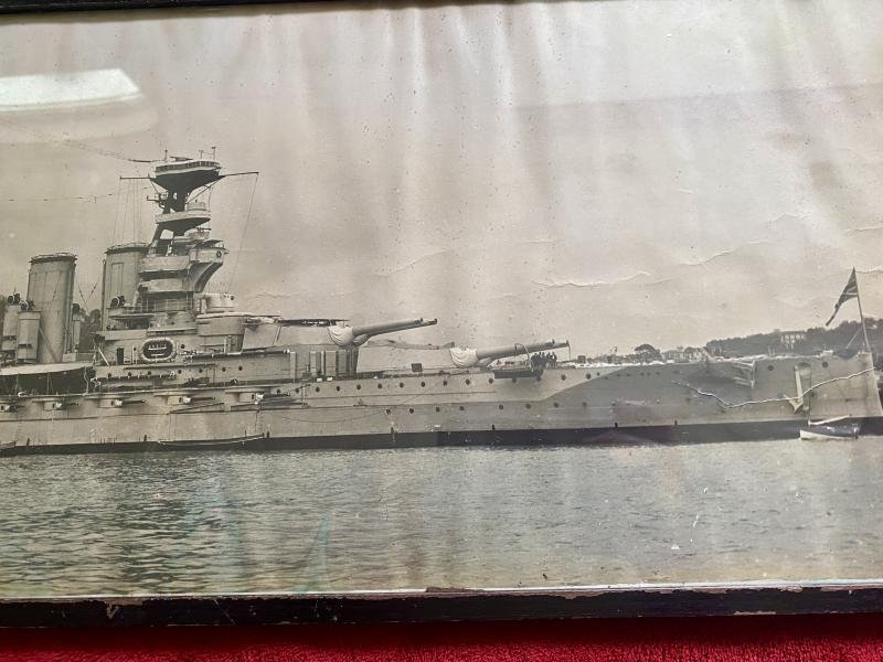 Large Framed Original Period Black and White Photo of the Royal Navy Battleship H.M.S. Queen Elizabeth — image 4