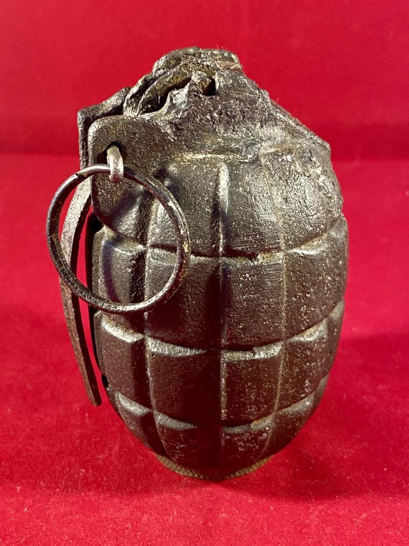 INERT Original 1916 WW1 British No5 Mk1 Mills Hand Grenade - Vickerys Patent Ltd — image 2