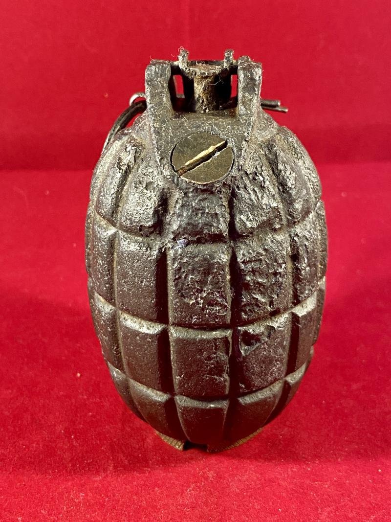INERT Original 1916 WW1 British No5 Mk1 Mills Hand Grenade - Vickerys Patent Ltd — image 3