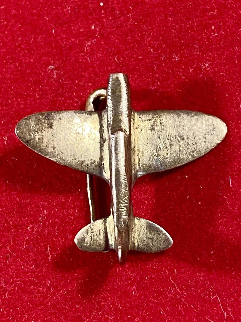 Original Small WW2 “Trench Art” RAF Spitfire Sweetheart Brooch — image 7