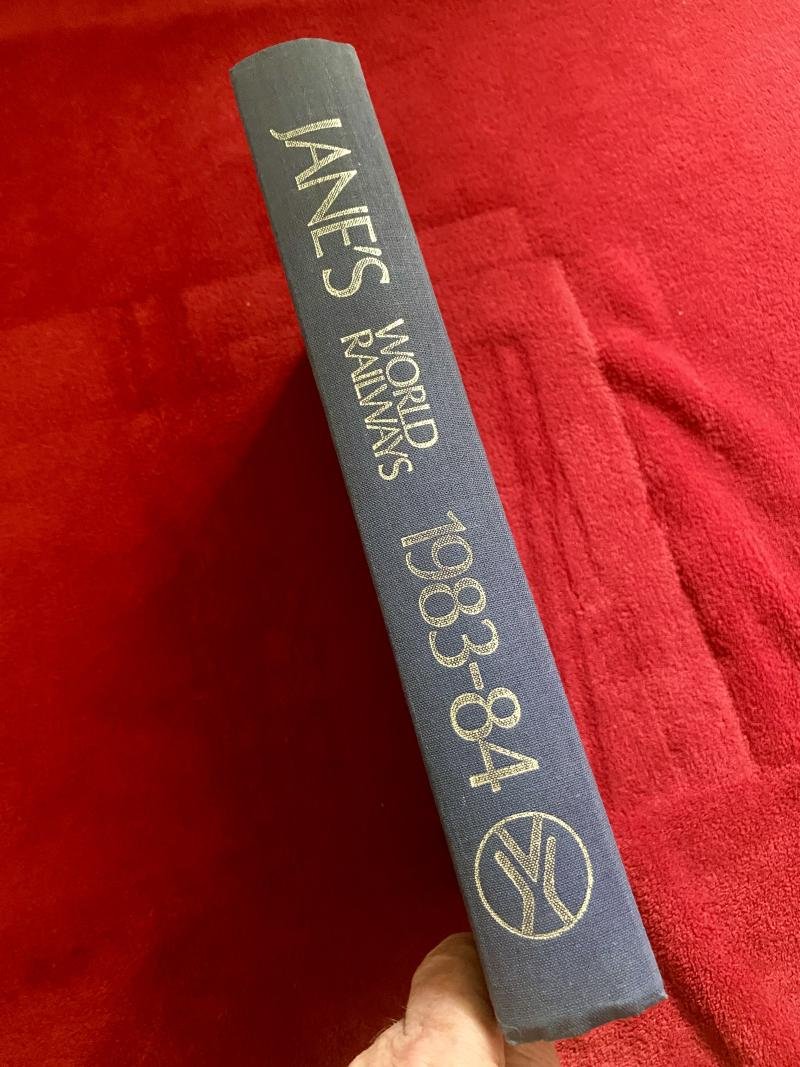JANE'S WORLD RAILWAYS 1983-84 Hardcover Reference Book — image 2