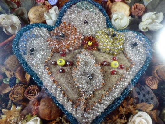 Framed Victorian Period Sweetheart Pincushion with a Floral Design — image 2