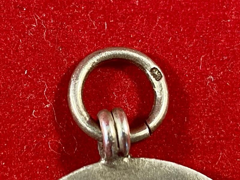 Small Sterling Silver Boxing Medal or Fob - Winner Team Novices Championship 1922 - 1st (Depot) Tank Battalion — image 7