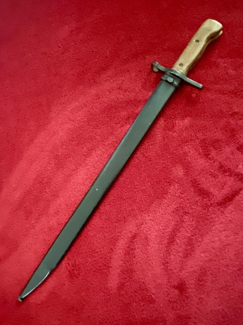 WW2 Japanese Type 30 Arisaka Bayonet and Scabbard with Repaired Grip — image 3