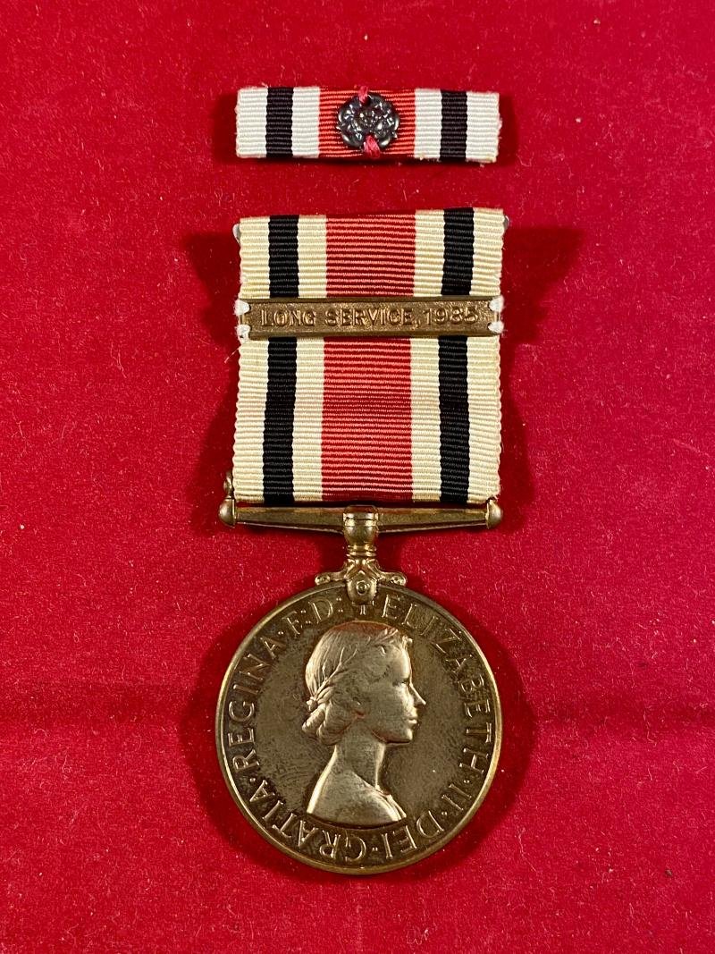 Elizabeth II - Special Constabulary Long Service Medal with 1985 Bar, Rosette Ribbon Bar and Case to JAMES H. GRITT — image 3