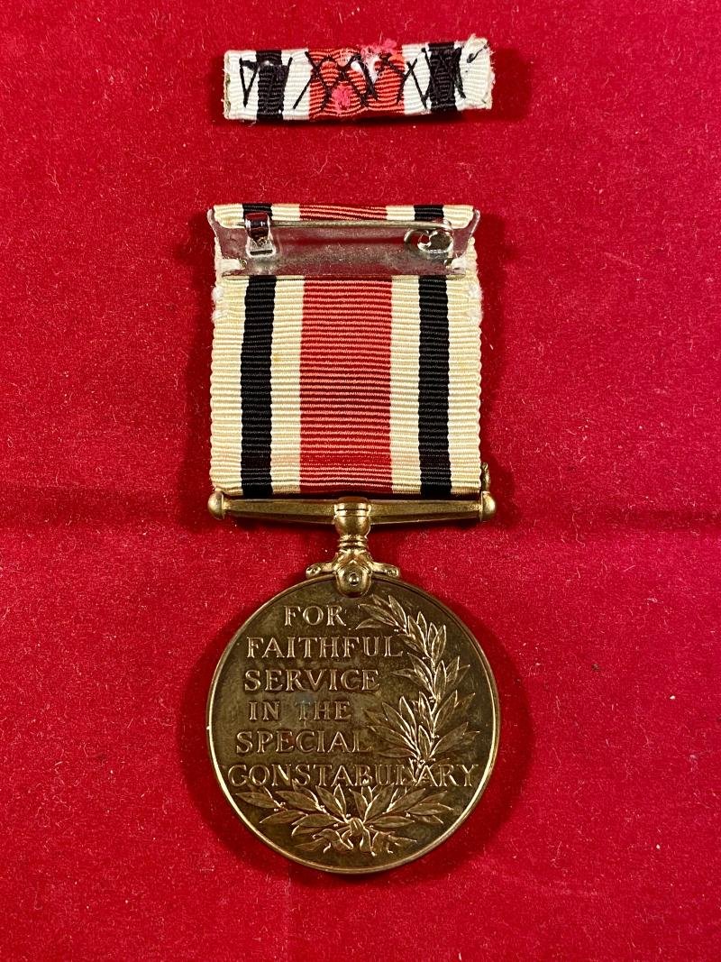 Elizabeth II - Special Constabulary Long Service Medal with 1985 Bar, Rosette Ribbon Bar and Case to JAMES H. GRITT — image 5