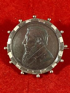 Boer War Coin Brooch made from a 2-Shilling Silver ZAR …