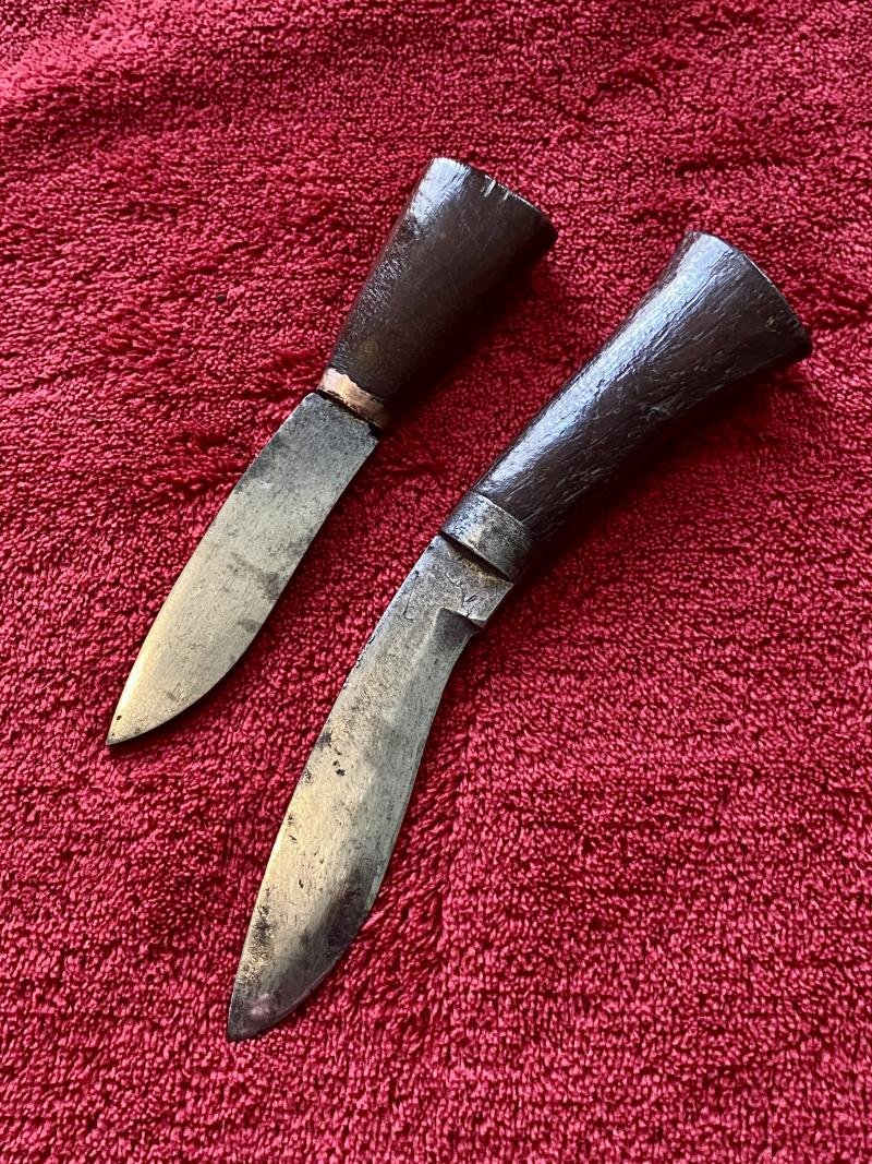 Genuine WW2 M43 Kukri with Two Small Knives and Leather Covered Scabbard — image 10