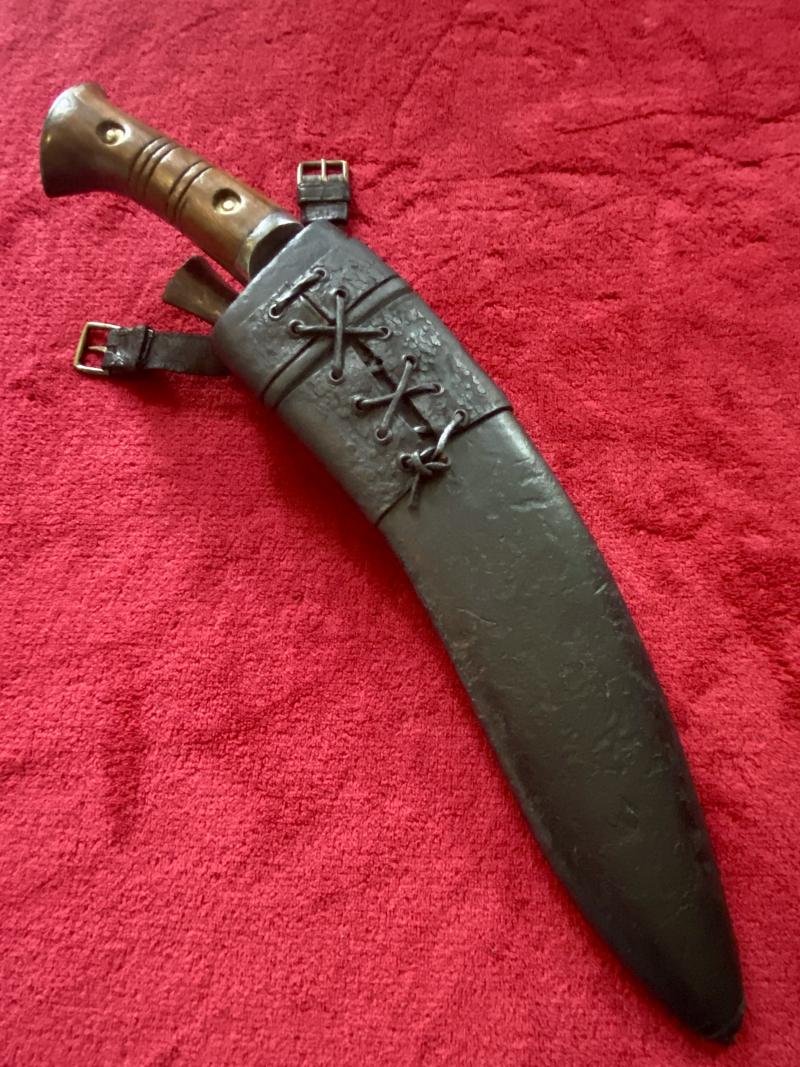 Genuine WW2 M43 Kukri with Two Small Knives and Leather Covered Scabbard — image 2
