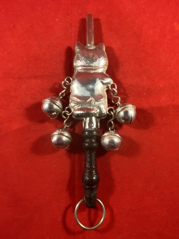 A Vintage Silver-Plated Baby Rattle & Whistle in form of The Nursery Rhyme “Cat and The Fiddle” — image 5