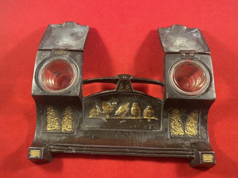 Antique Bronzed and Gilt Pewter Art Nouveau Double Inkwell and Pen Tray — image 8