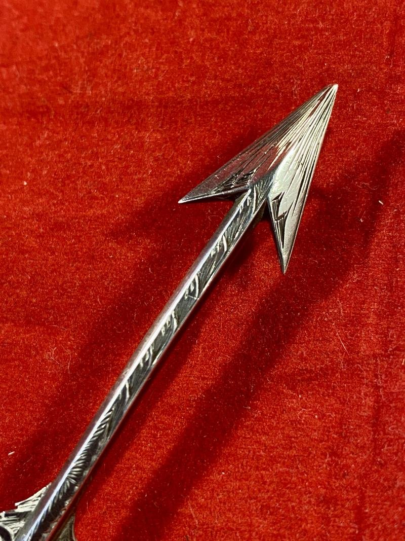 Victorian Engraved Sterling Silver Cupids Arrow Brooch c1870 — image 10