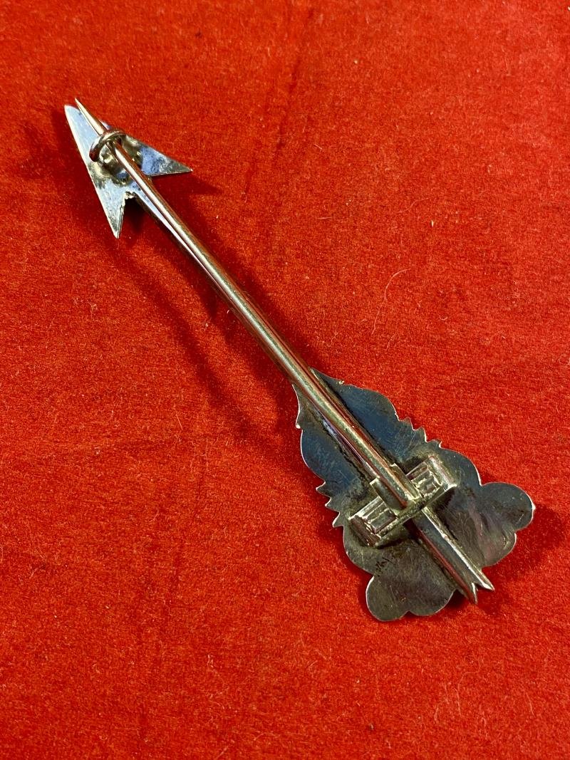 Victorian Engraved Sterling Silver Cupids Arrow Brooch c1870 — image 5