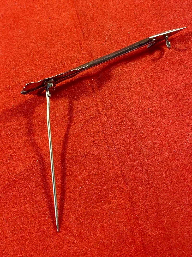 Victorian Engraved Sterling Silver Cupids Arrow Brooch c1870 — image 6