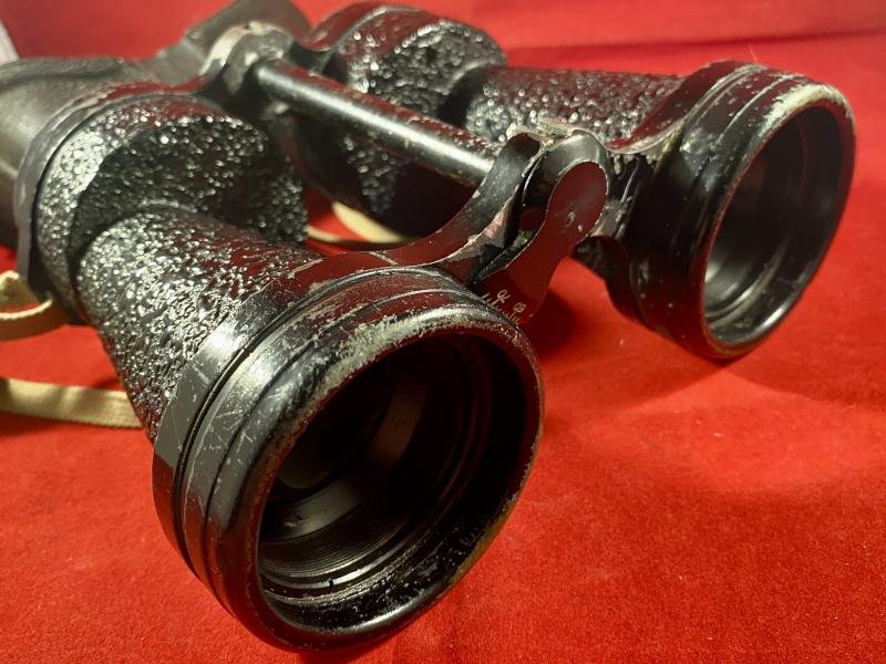 Pair Of WW2 British R.A.F. Mk 4 Aircraft/U-Boat Spotting Binoculars with Rubberised Eye Shields and Canvas Strap — image 6