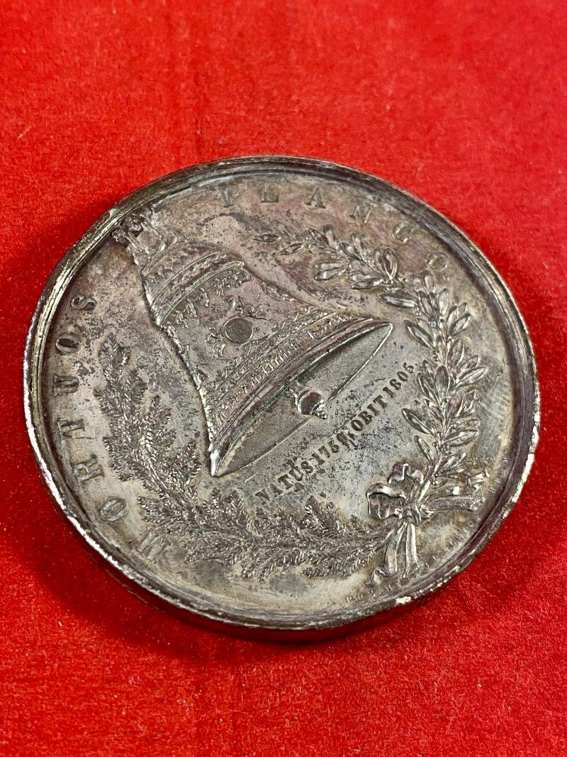 Antique Silver Plated Bronze Medallion Commemorating the death of Friedrich von Schiller in 1805 — image 3