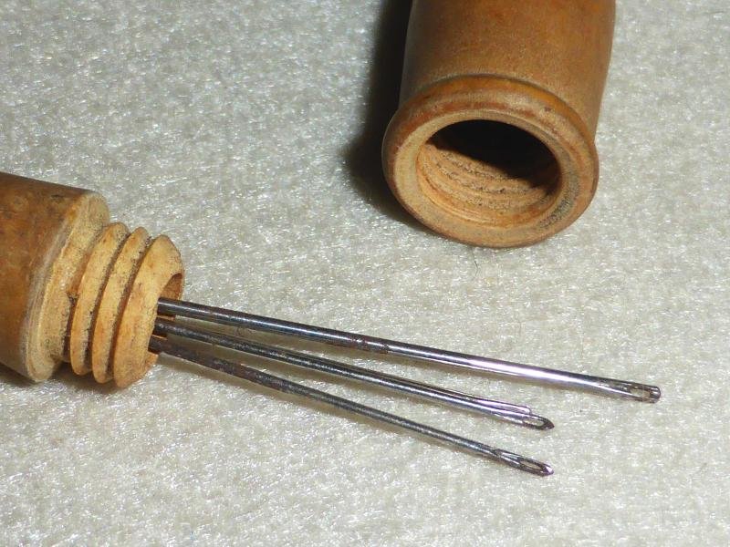French WWI Military Issue Treen Etui Necessaire Needle Holder/Sewing Kit — image 3