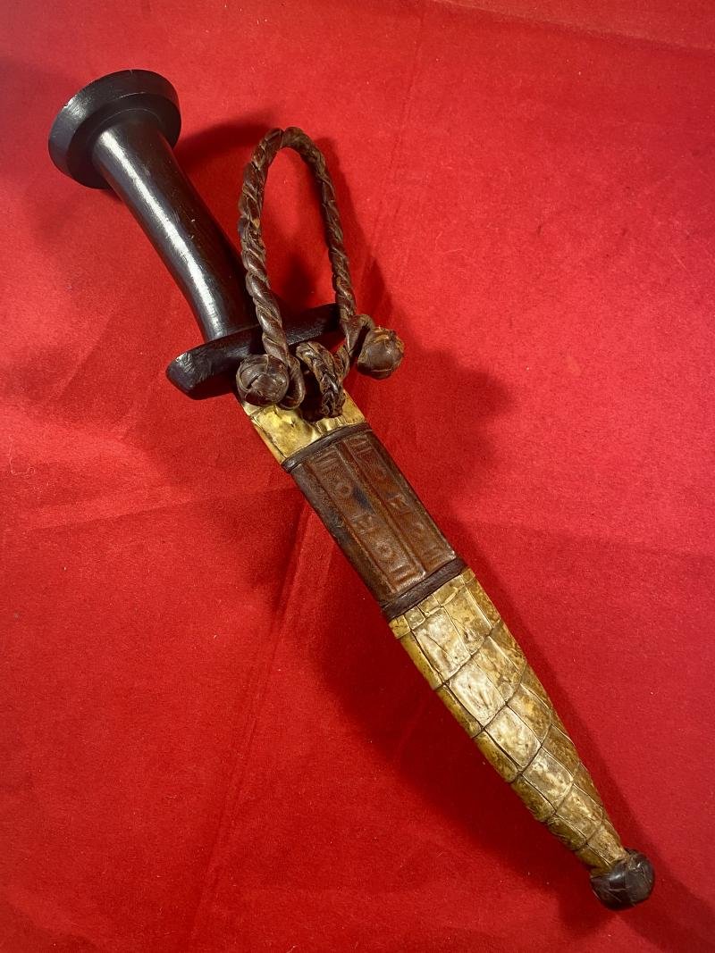 Antique East African Sudanese Arm Dagger and Sheath by the Nuba or Fur People — image 3