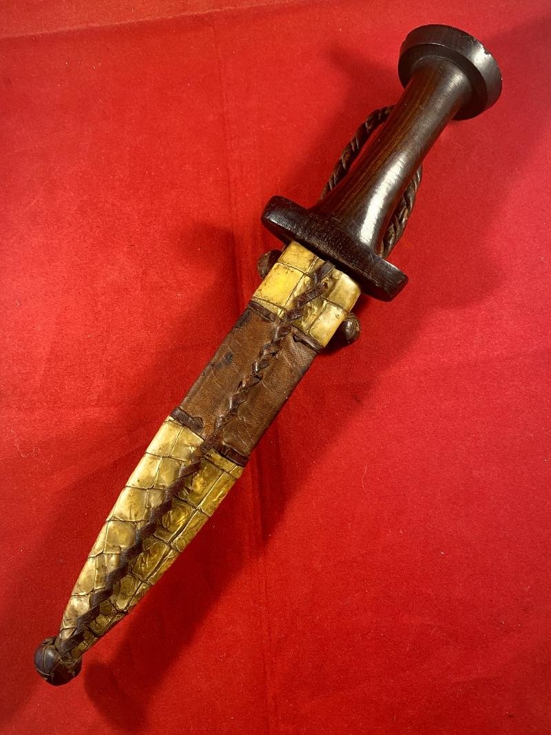 Antique East African Sudanese Arm Dagger and Sheath by the Nuba or Fur People — image 4