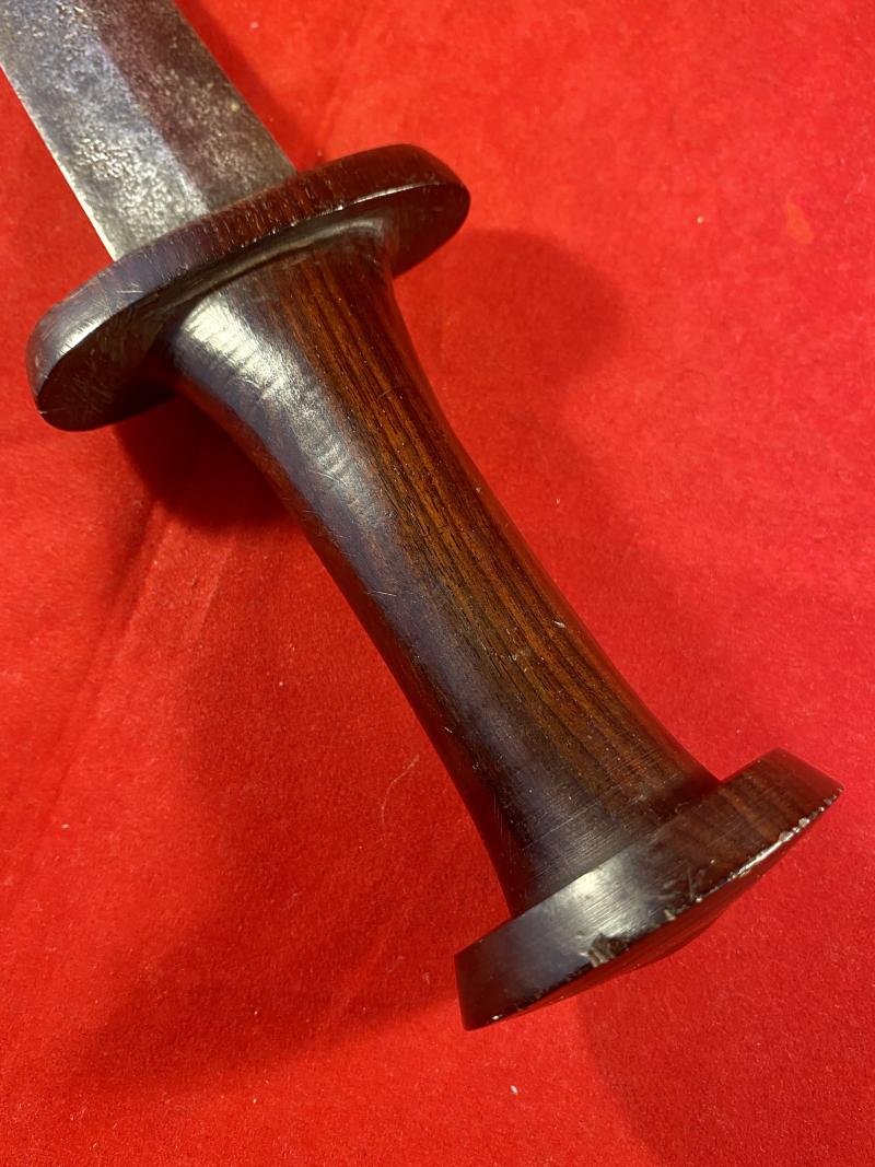 Antique East African Sudanese Arm Dagger and Sheath by the Nuba or Fur People — image 7
