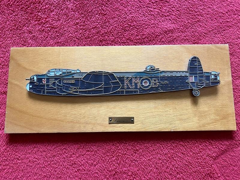 Limited Edition Battle of Britain Museum - Lancaster – Commemorative Wall Plaque with Certificate and Box c1978 — image 2