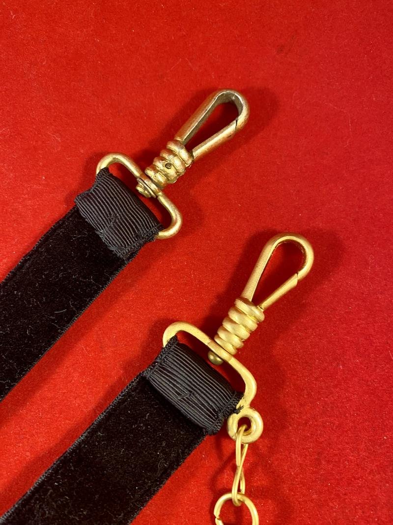 Third Reich Gilt Aluminium “Lion Face” Kriegsmarine Dagger Hangers — image 7