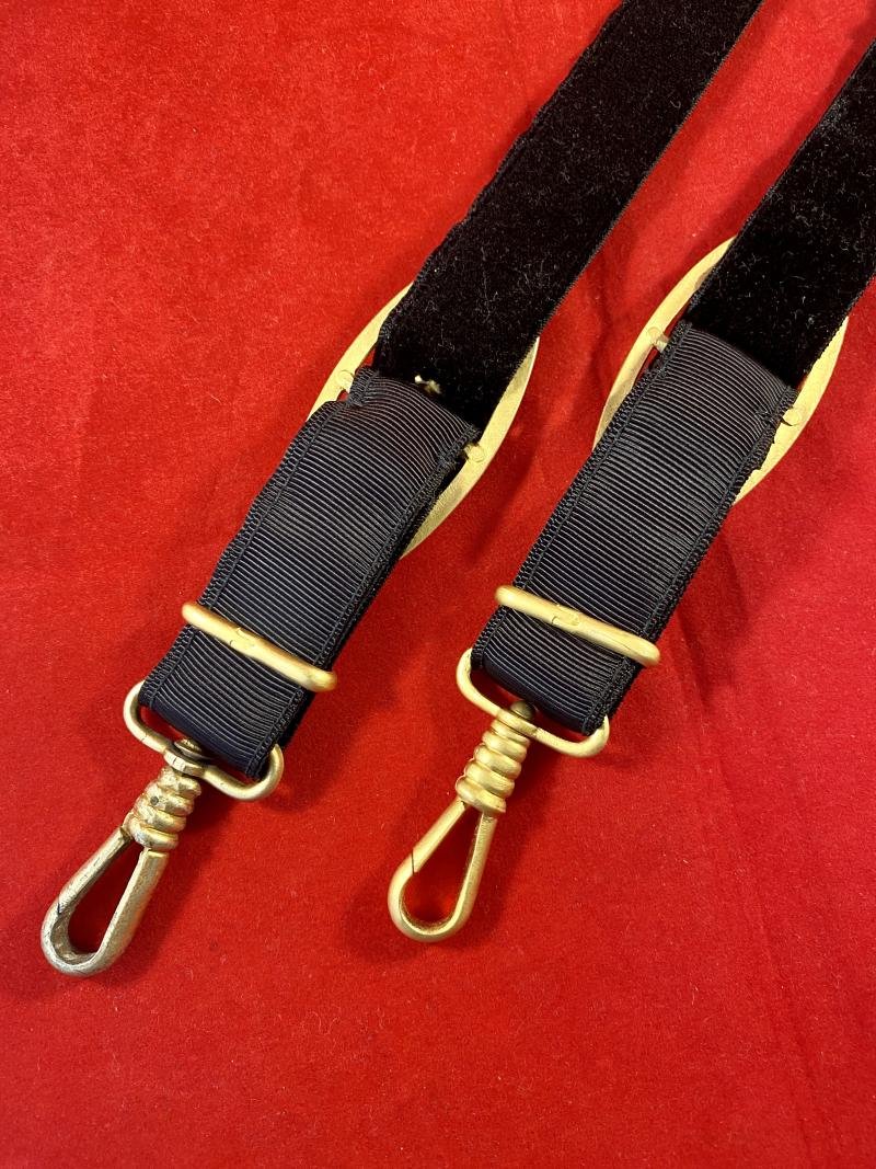 Third Reich Gilt Aluminium “Lion Face” Kriegsmarine Dagger Hangers — image 8