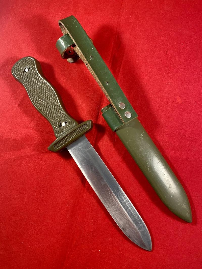 Vintage German Army Bundeswehr Fighting/Combat Knife circa 1970 — image 2