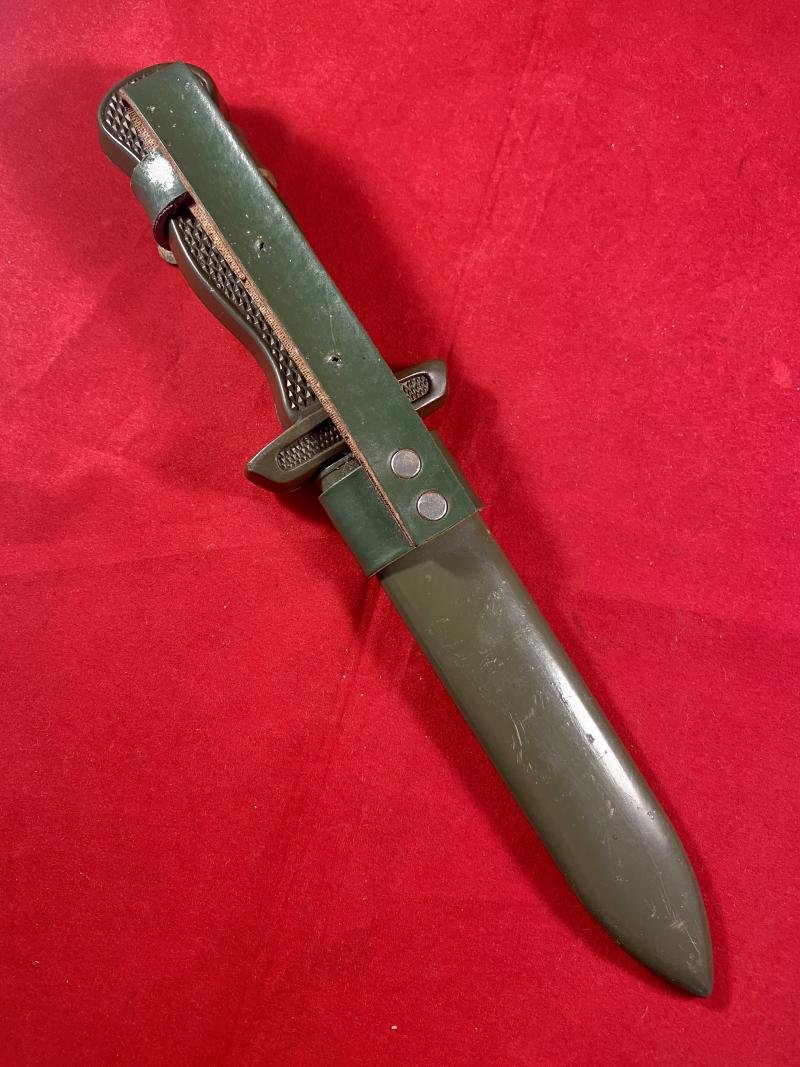 Vintage German Army Bundeswehr Fighting/Combat Knife circa 1970 — image 8
