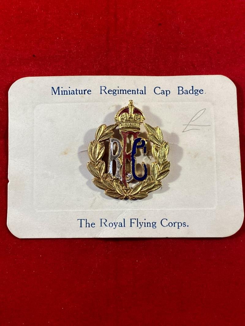 Gilt Metal and Enamel - WW1 Royal Flying Corps (RFC) Miniature Regimental Cap Badge on Original Card — image 5