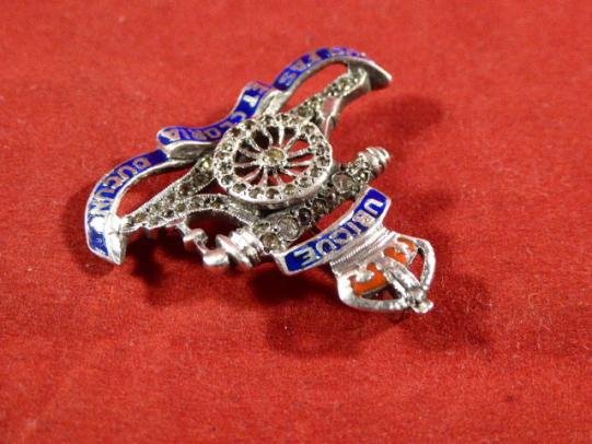 Stunning WW1 Royal Artillery Silver, Enamel and Faux Diamond Sweetheart Brooch — image 3