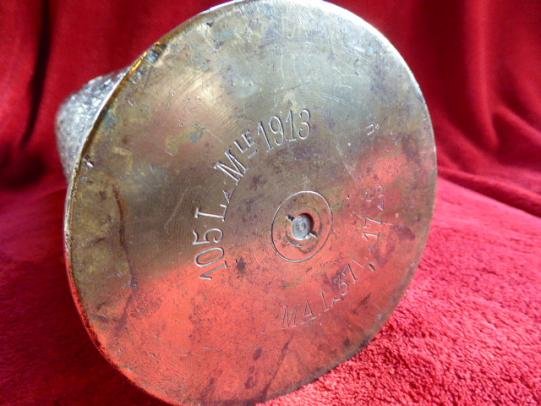 Large WW1 French 105mm Trench Art Embossed Brass Shell Case — image 8