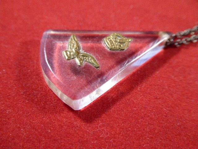 WW2 RAF Perspex Sweetheart Pendant with Chain — image 6
