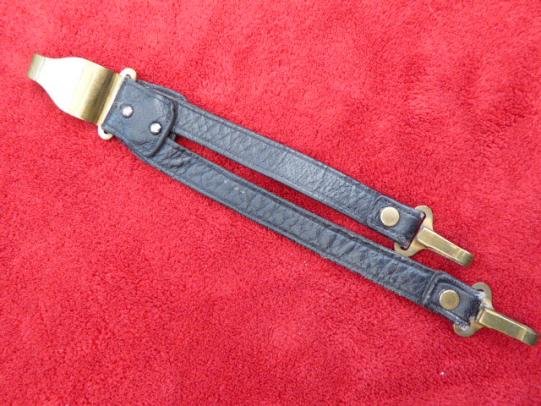 WW2 MVSN Fascist Senior Italian Officer's Dagger with rare Leather Hanger and Portepee — image 4