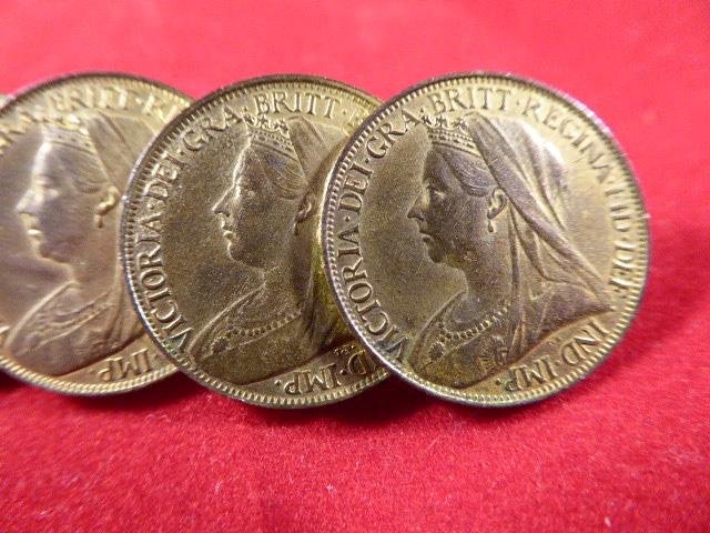 Antique Queen Victoria Diamond Jubilee Gilt Brooch made from 4 x 1897 Farthings — image 4