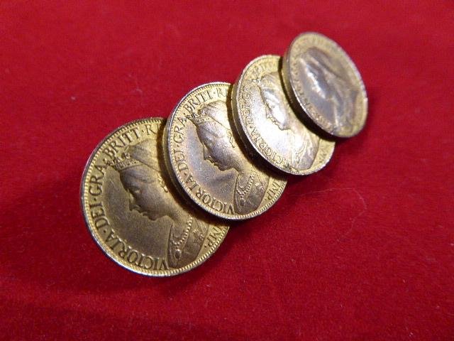 Antique Queen Victoria Diamond Jubilee Gilt Brooch made from 4 x 1897 Farthings — image 5