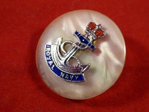 Post WW2 Vintage Royal Navy Sweetheart Brooch
