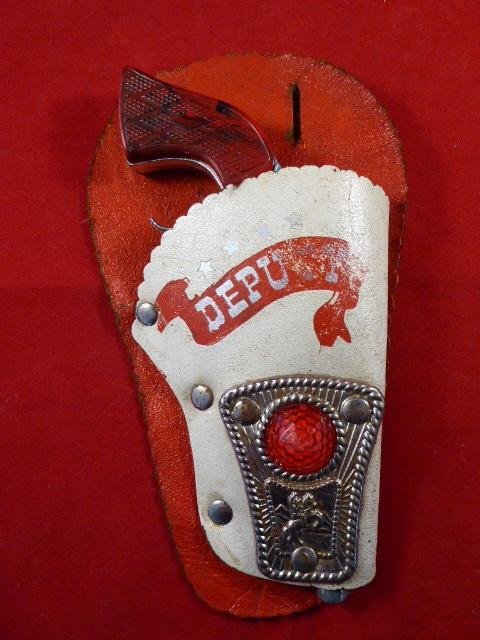 1950's 'LONE STAR SCOUT' Repeating Toy Cap Gun with Original Holster - MADE IN ENGLAND — image 2