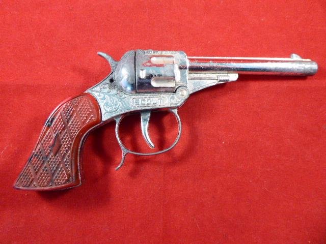 1950's 'LONE STAR SCOUT' Repeating Toy Cap Gun with Original Holster - MADE IN ENGLAND — image 5
