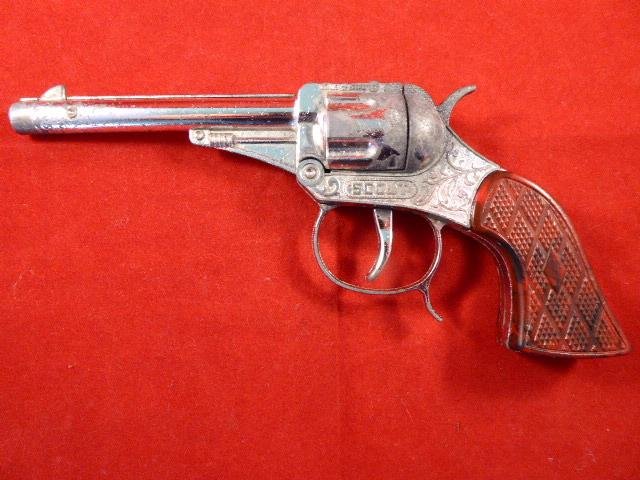 1950's 'LONE STAR SCOUT' Repeating Toy Cap Gun with Original Holster - MADE IN ENGLAND — image 6