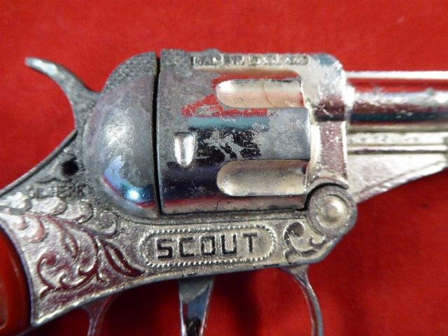 1950's 'LONE STAR SCOUT' Repeating Toy Cap Gun with Original Holster - MADE IN ENGLAND — image 8