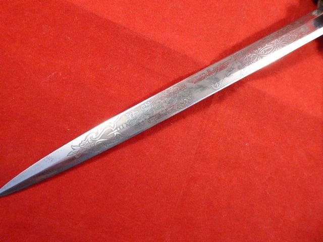 German Army Officers Dress Dagger with Double Etched Blade by E & F HORSTER — image 9